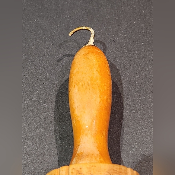 Vintage wood rolling pin cookie mold. From Germany - Picture 3 of 10